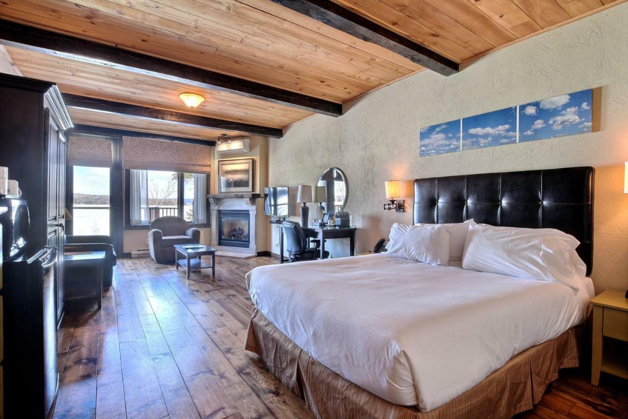 Les Condos Du Lac Taureau- Rooms & Condos แซ็งต์-มิเชล-เดส์-แซ็งส์ ภายนอก รูปภาพ