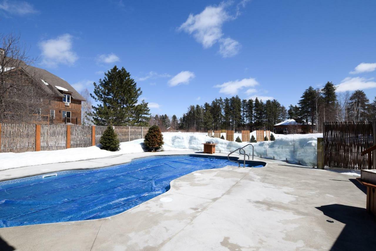 Les Condos Du Lac Taureau- Rooms & Condos แซ็งต์-มิเชล-เดส์-แซ็งส์ ภายนอก รูปภาพ